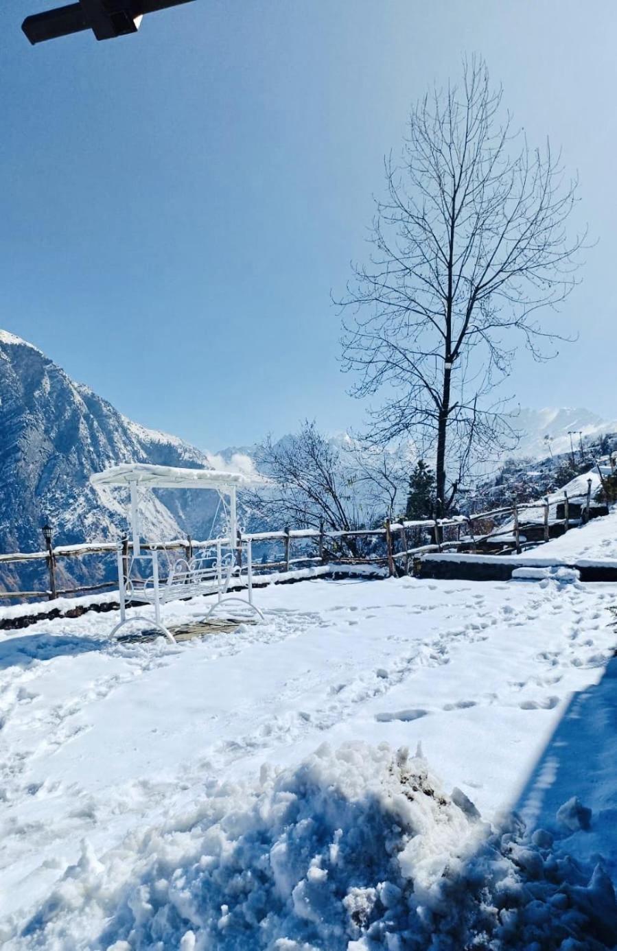 Faraway Cottages, Auli Joshīmath المظهر الخارجي الصورة