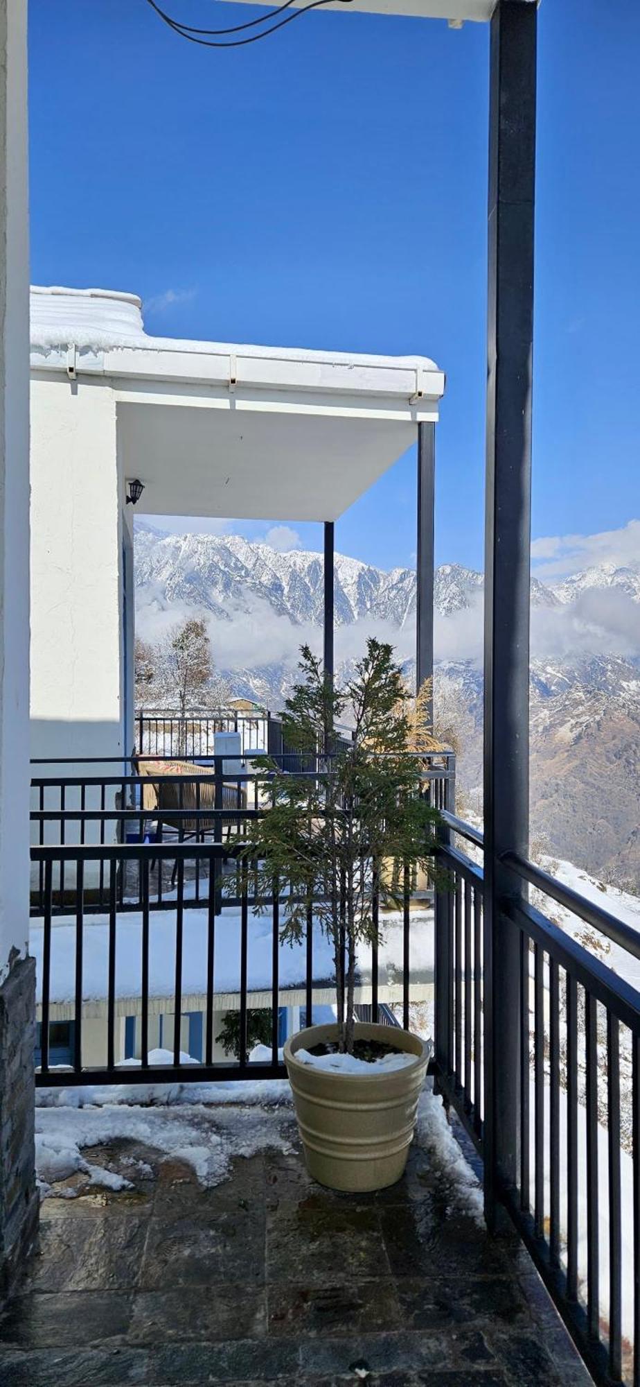 Faraway Cottages, Auli Joshīmath المظهر الخارجي الصورة