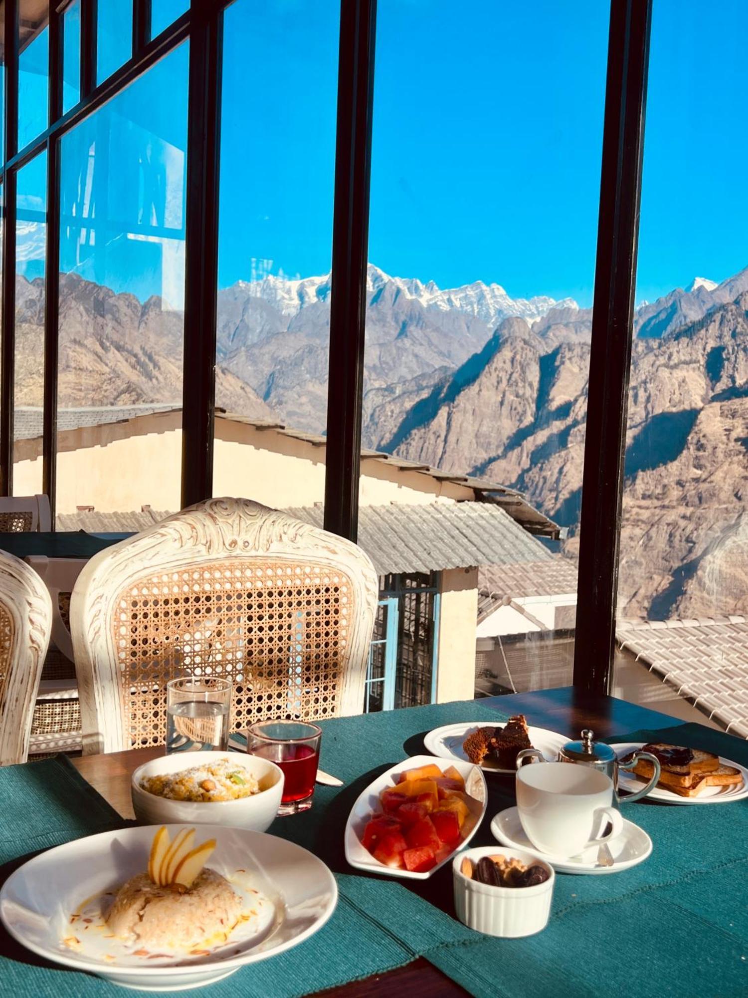 Faraway Cottages, Auli Joshīmath المظهر الخارجي الصورة