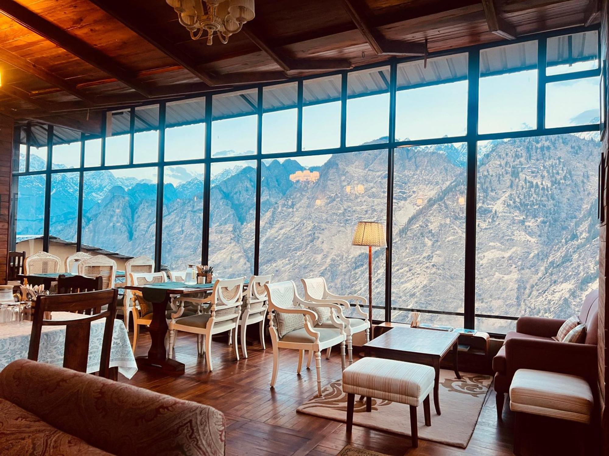 Faraway Cottages, Auli Joshīmath المظهر الخارجي الصورة